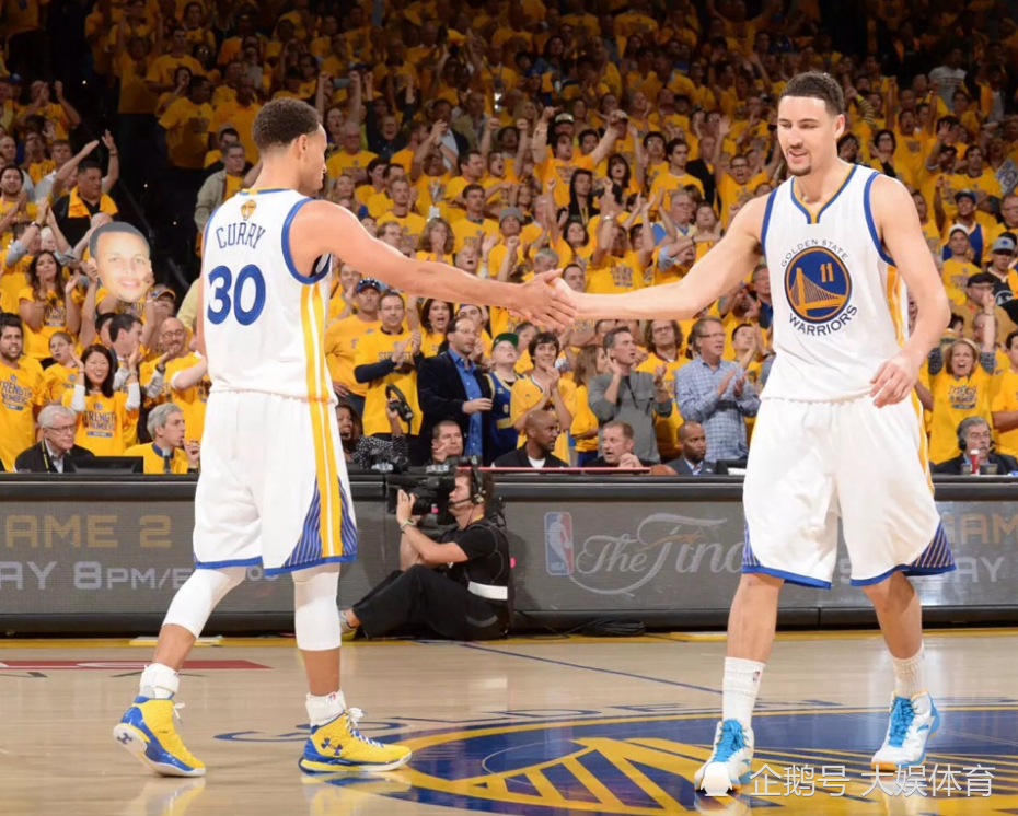 库里单节21分引爆全场勇士轻取鹈鹕获四连胜    库里单节21分引爆全场勇士轻取鹈鹕获四连胜