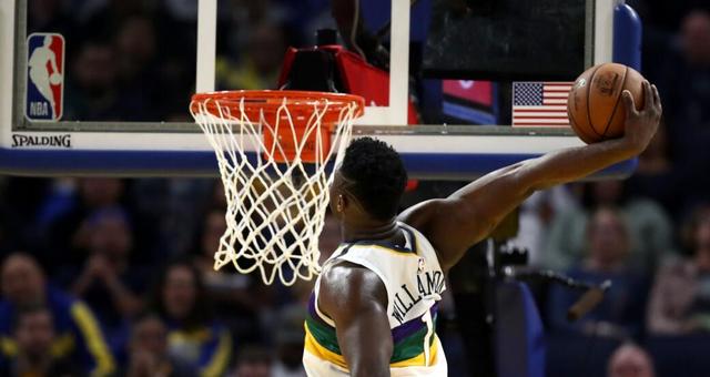 锡安暴力扣篮点燃全场,鹈鹕终结勇士不败金身  锡安暴力扣篮点燃全场,鹈鹕终结勇士不败金身